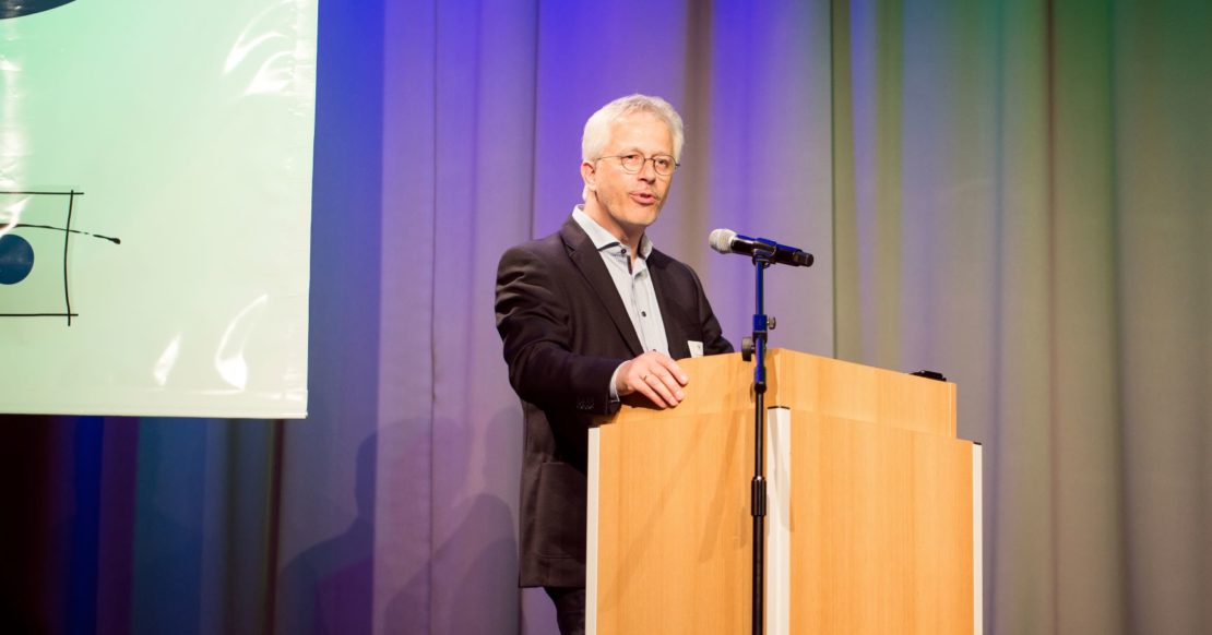 Freisprechungsfeier-2019-Berufsschule-Bruchsal-Eroeffnung-durch-Landesinnungsmeister-Matthias-Mueller (Bild: Andreas Friedrich)