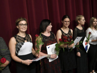 Freisprechungsfeier Leonberg 2017 Junggesellinnen auf der Bühne